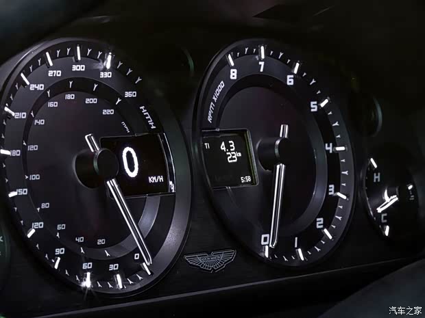 阿斯顿·马丁阿斯顿·马丁V8 Vantage2015款 4.7 N430 阿斯顿·马丁阿斯顿·马丁V8 Vantage2015款 4.7 N430