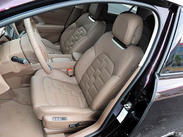 DS長(zhǎng)安標(biāo)致雪鐵龍DS 5LS2014款 1.6T 尊享版 THP200