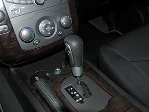 ����W5 2014�� 1.8T 2WD ʤ����װ��