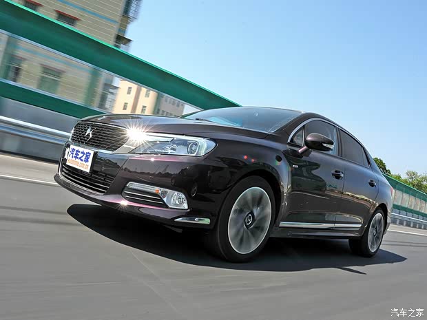 DS长安标致雪铁龙DS 5LS2014款 1.6T 尊享版 THP200