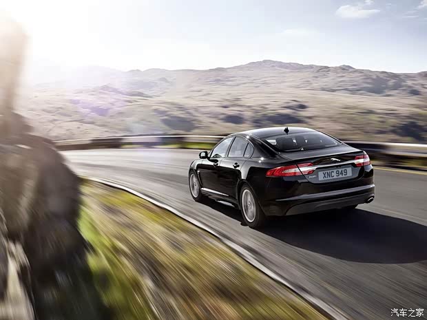 捷豹捷豹捷豹XF2015款 XF R-SPORT 捷豹捷豹捷豹XF2015款 XF R-SPORT