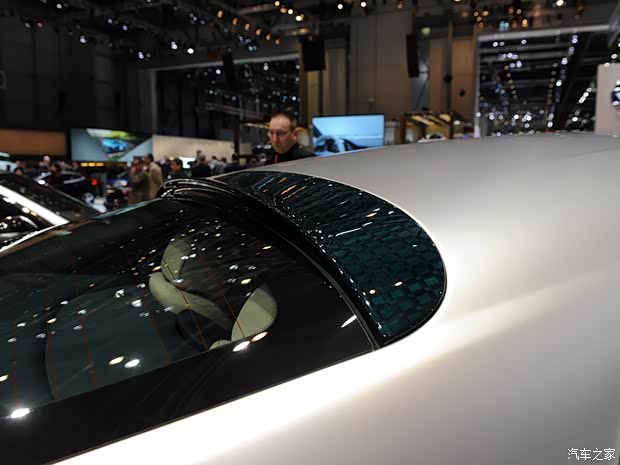 劳斯莱斯劳斯莱斯魅影2013款 6.6T 标准型 劳斯莱斯劳斯莱斯魅影2013款 6.6T 标准型