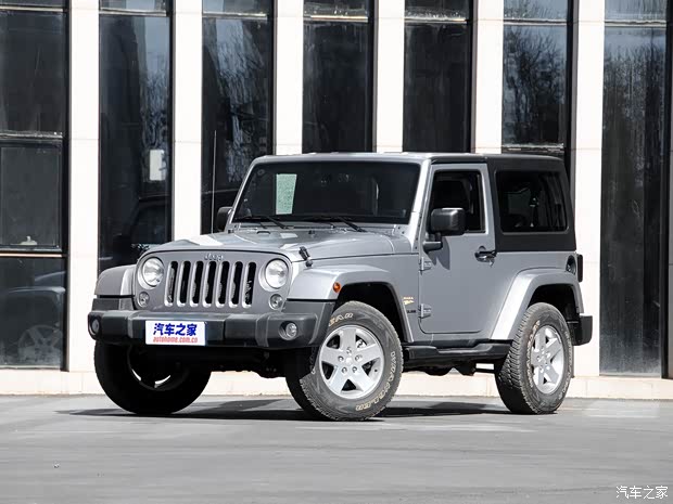 Jeep  2014 3.0L Ű Sahara