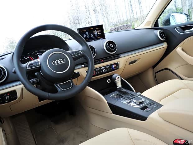奧迪奧迪(進口)奧迪A3(進口)2014款 Limousine 40 TFSI S line豪華型