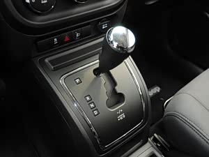 ָ���� 2014�� �Ŀ� 2.0L ������ȡ��