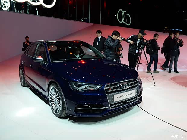 奧迪奧迪(進(jìn)口)奧迪S32014款 S3 2.0T Sportback 奧迪奧迪(進(jìn)口)奧迪S32014款 S3 2.0T Sportback