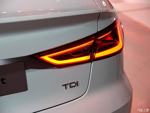 奧迪奧迪(進(jìn)口)奧迪A3(進(jìn)口)2014款 TDI 敞篷版 奧迪奧迪(進(jìn)口)奧迪A3(進(jìn)口)2014款 TDI 敞篷版