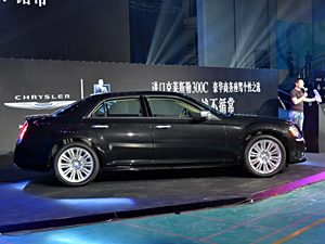 克萊斯勒克萊斯勒(進口)克萊斯勒300C(進口)2014款 3.0L 卓越版