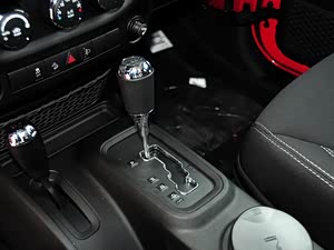 ������ 2014�� 3.0L ���Ű� Sahara