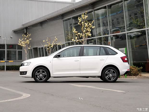 斯柯達(dá)上海大眾斯柯達(dá)昕動2014款 1.6L 自動悅享版 斯柯達(dá)上海大眾斯柯達(dá)昕動2014款 1.6L 自動悅享版