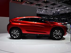 (M)XR-PHEV2013 Concept