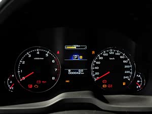 ���� 2014�� 2.5i ���о�Ӣ��