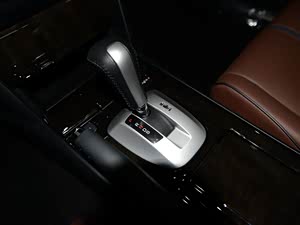 ��ʫͼ 2014�� 3.0L AWD����