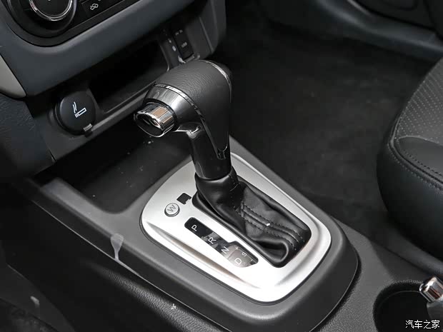 東風(fēng)風(fēng)行 景逸S50 2014款 1.6L CVT旗艦型