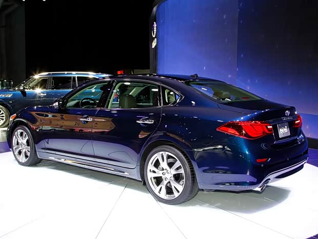 英菲尼迪英菲尼迪英菲尼迪Q70L2015款 基本型