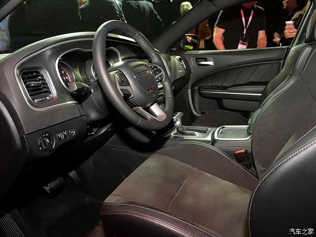 道奇道奇(進(jìn)口)Charger2015款 基本型