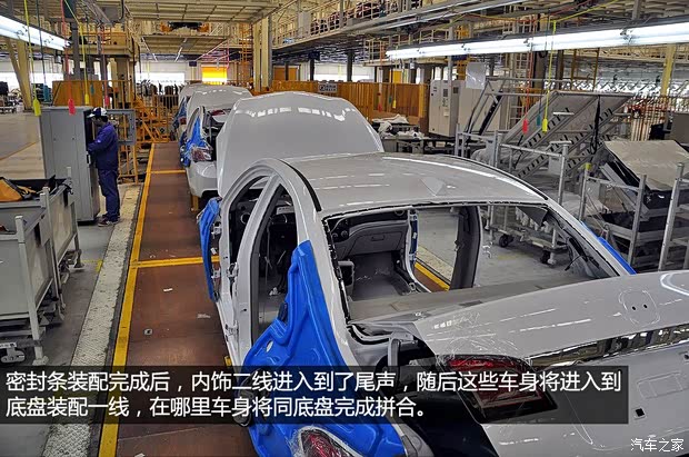 长安长安汽车长安CS752014款 1.8T 自动精英型 长安长安汽车长安CS752014款 1.8T 自动精英型