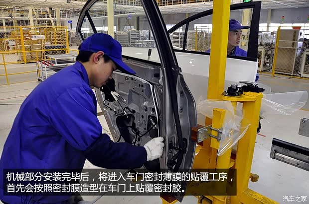 长安长安汽车长安CS752014款 1.8T 自动精英型 长安长安汽车长安CS752014款 1.8T 自动精英型