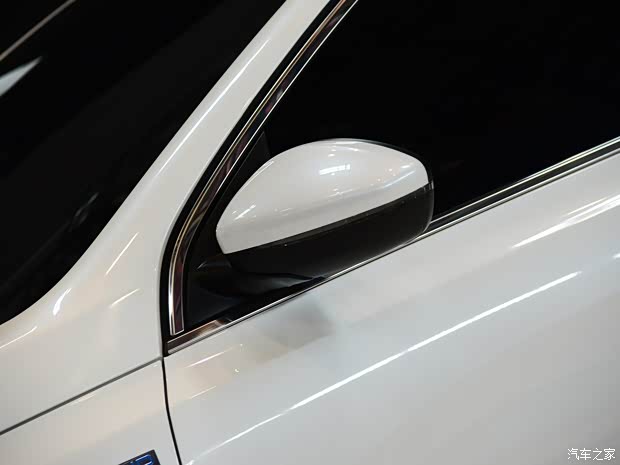 标致东风标致标致4082014款 基本型 标致东风标致标致4082014款 基本型