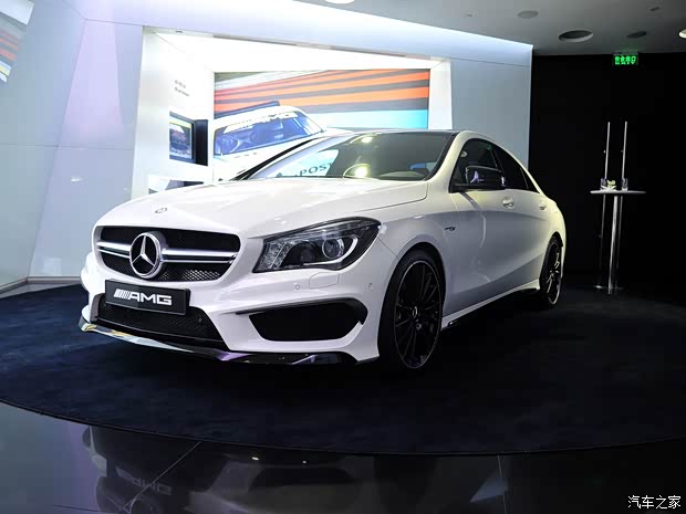 奔驰奔驰AMG奔驰CLA级AMG2014款 CLA45 AMG 4MATIC