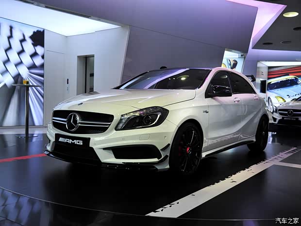 奔馳奔馳AMG奔馳A級AMG2014款 A45 AMG