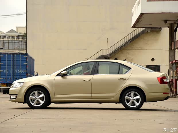 斯柯达上海大众斯柯达明锐2015款 1.6L 自动逸俊版