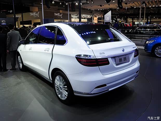 比亚迪戴姆勒 腾势 2014款 尊贵版 比亚迪戴姆勒 腾势 2014款 尊贵版