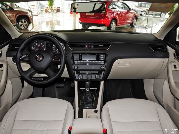 斯柯达上海大众斯柯达明锐2015款 1.4T DSG逸俊版 斯柯达上海大众斯柯达明锐2015款 1.4T DSG逸俊版