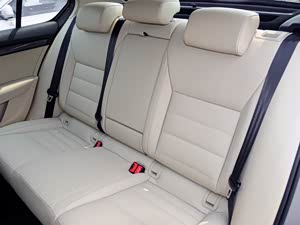 ���� 2015�� 1.6L �Զ��ݽܰ�