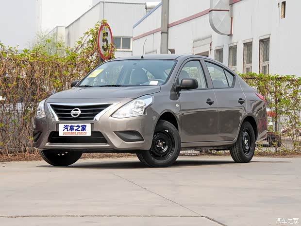 ����2014�� 1.5XE MT��Ӣ��