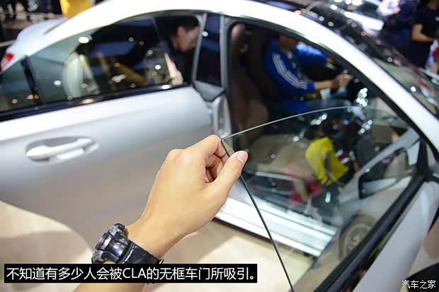 奔驰奔驰(进口)奔驰CLA级2014款 CLA260 4MATIC 奔驰奔驰(进口)奔驰CLA级2014款 CLA260 4MATIC