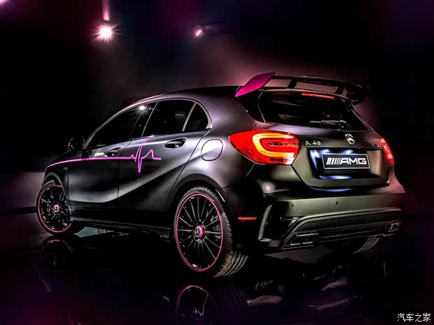 奔馳AMG 奔馳A級AMG 2014款 A45 AMG Erika