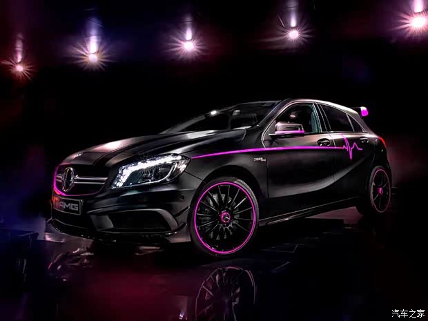 奔馳AMG 奔馳A級AMG 2014款 A45 AMG Erika