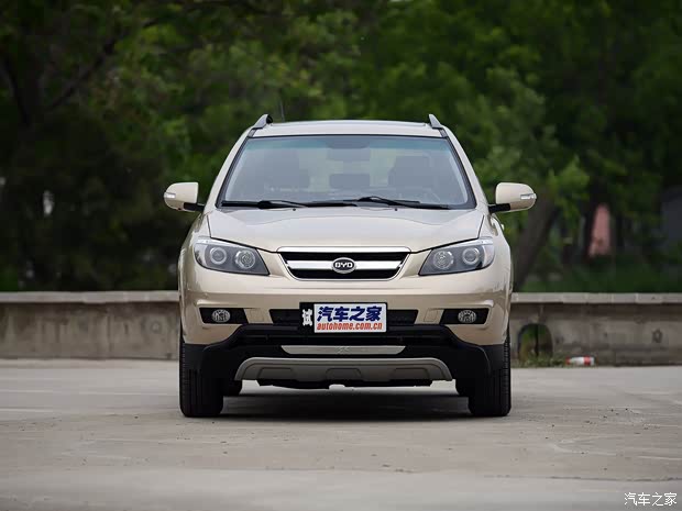 比亚迪 比亚迪S6 2014款 1.5TI 手动旗舰型