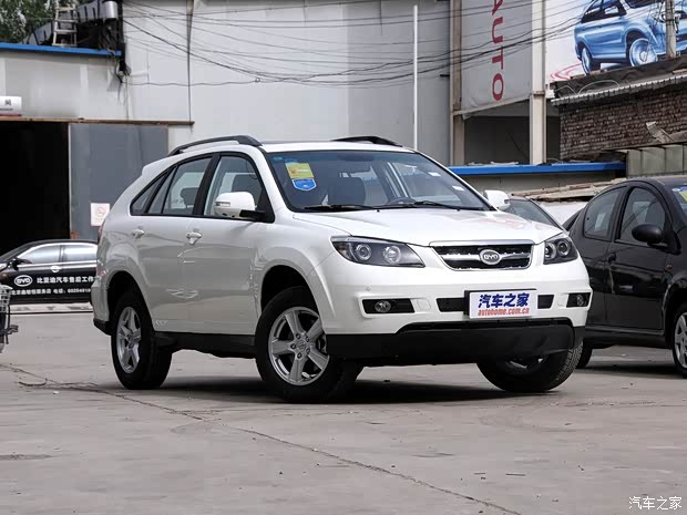 比亞迪 比亞迪S6 2014款 2.0L 手動(dòng)尊貴型