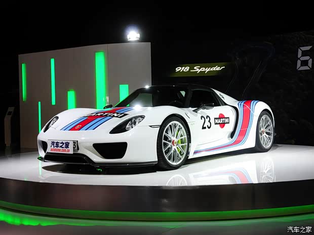 保时捷 918 Spyder 2014款 Weissach package 4.6L 保时捷 918 Spyder 2014款 Weissach package 4.6L