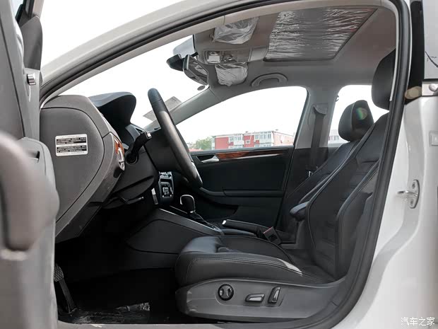 一汽-大众 速腾 2014款 1.8TSI 自动旗舰版