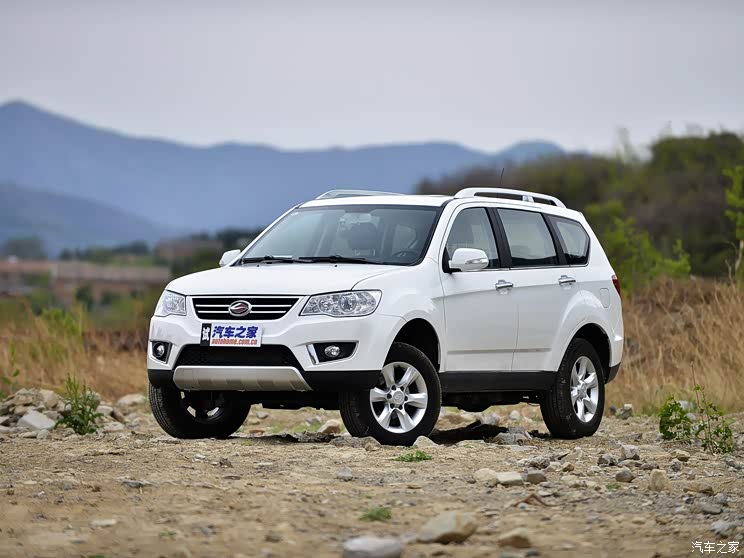 陆风汽车 陆风X8 2014款 探索版 2.0T 汽油4x4超豪华型