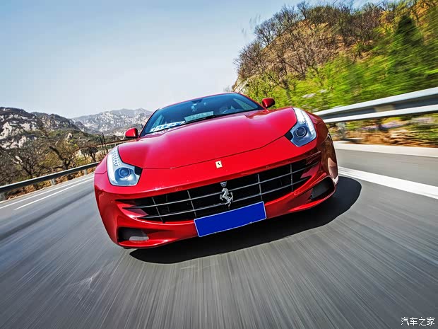 法拉利 法拉利FF 2012款 6.3 V12 法拉利 法拉利FF 2012款 6.3 V12