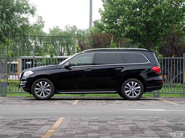 奔驰(进口) 奔驰GL级 2014款 GL 400 4MATIC豪华型 奔驰(进口) 奔驰GL级 2014款 GL 400 4MATIC豪华型
