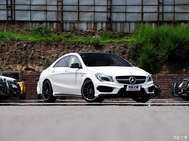 梅赛德斯-AMG 奔驰CLA级AMG 2014款 CLA 45 AMG 4MATIC 梅赛德斯-AMG 奔驰CLA级AMG 2014款 CLA 45 AMG 4MATIC