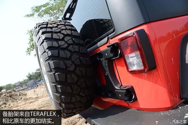 Jeep 牧马人 2013款 3.6L 四门版 Sahara Jeep 牧马人 2013款 3.6L 四门版 Sahara