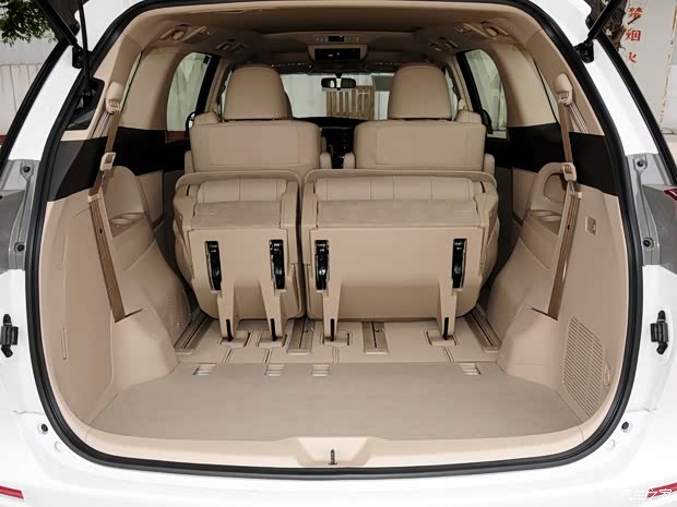 丰田(进口) 普瑞维亚 2012款 2.4L 7人座标准版