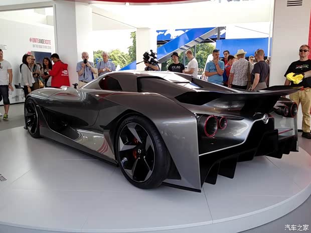 日產(chǎn)(進(jìn)口) 2020 Vision Gran Turismo 2014款 Concept 日產(chǎn)(進(jìn)口) 2020 Vision Gran Turismo 2014款 Concept