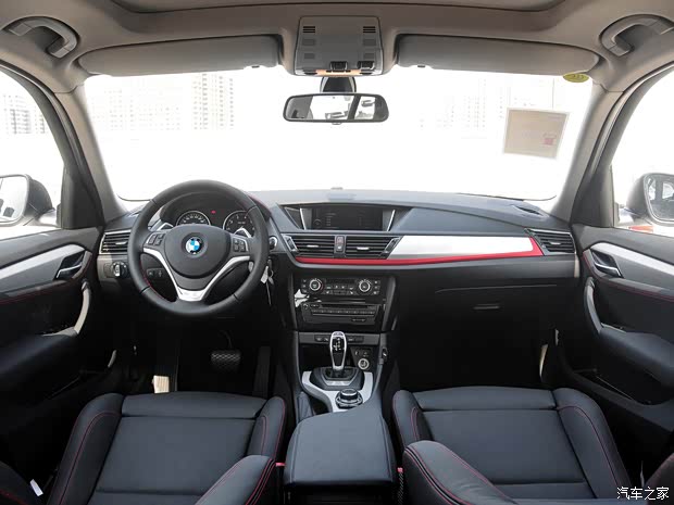 華晨寶馬 寶馬X1 2014款 sDrive20i 運動設(shè)計套裝