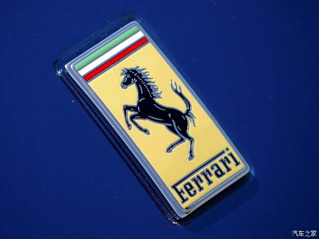 法拉利 California 2015款 3.9T 標(biāo)準(zhǔn)型