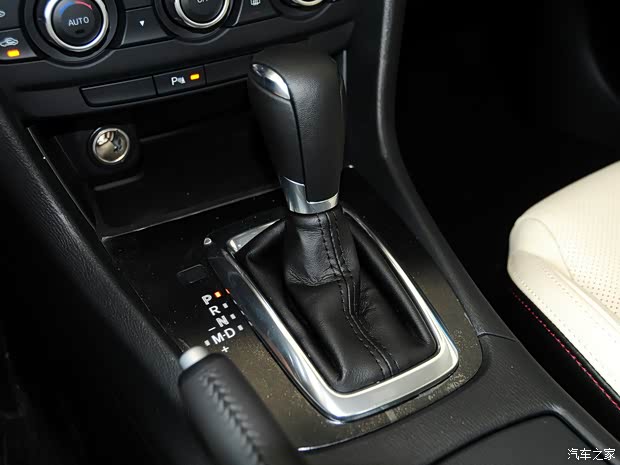 一汽马自达 阿特兹 2014款 2.0L 蓝天豪华版