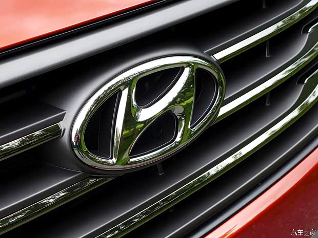 現(xiàn)代(進口) 索納塔(進口) 2015款 2.0T 運動型