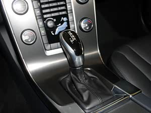 沃尔沃V60 2015款 2.0T T5 智逸版