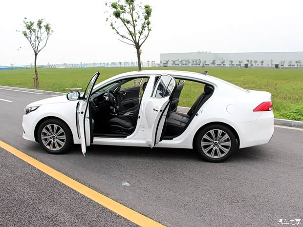 東風(fēng)悅達起亞 起亞K4 2014款 基本型